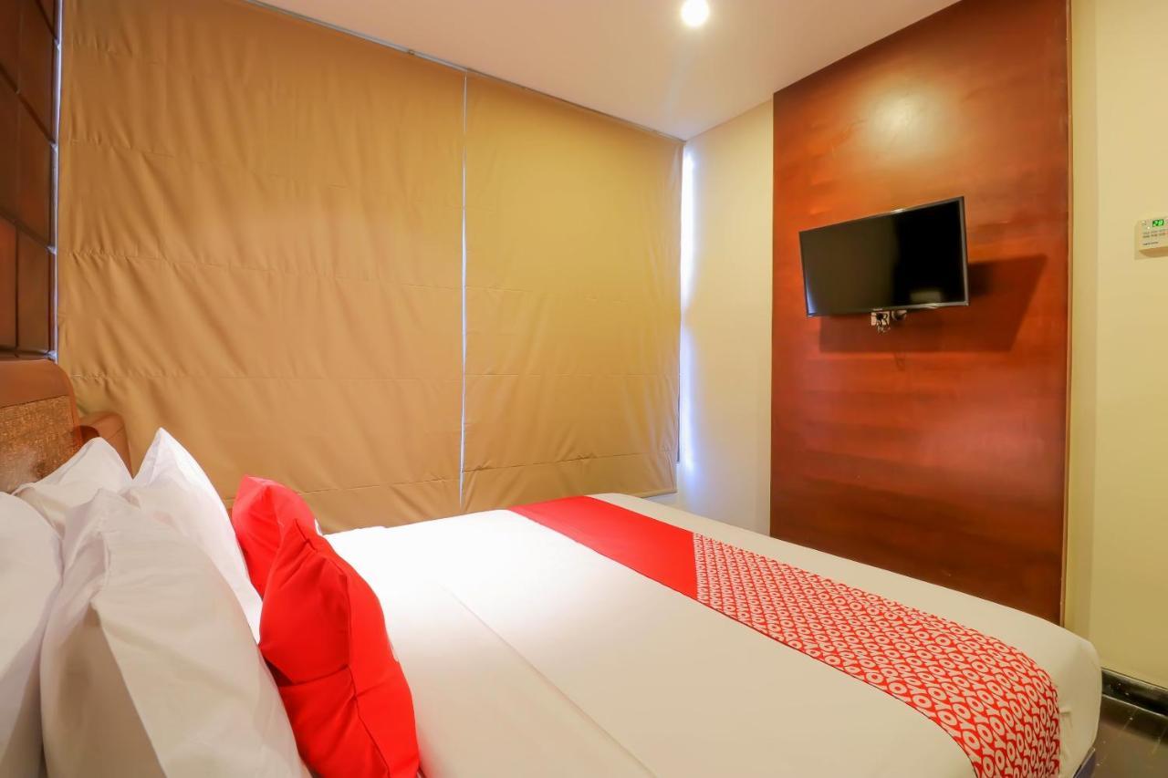 Capital O 2114 Grand Jimbaran Boutique Hotel Dış mekan fotoğraf