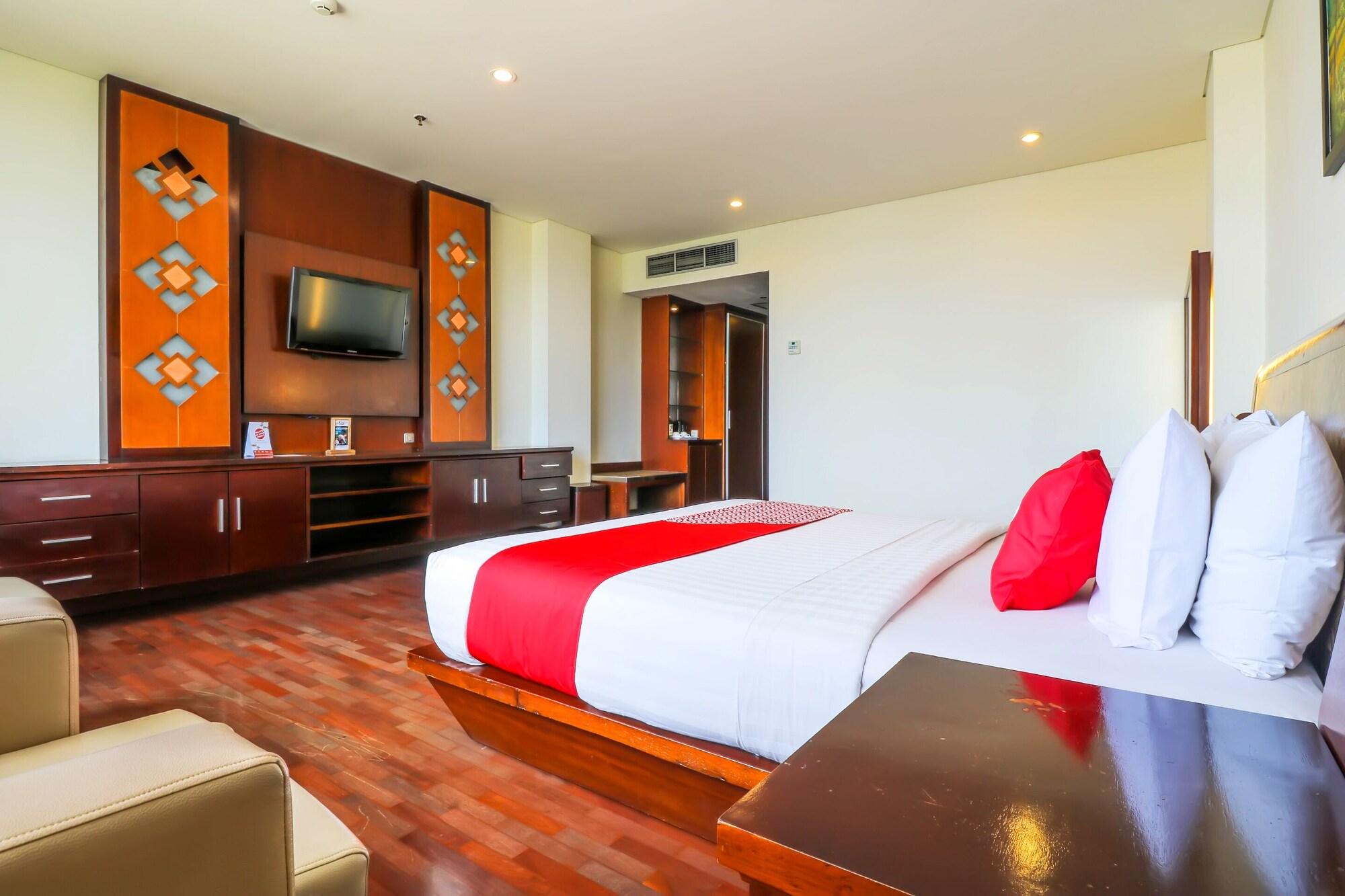 Capital O 2114 Grand Jimbaran Boutique Hotel Dış mekan fotoğraf