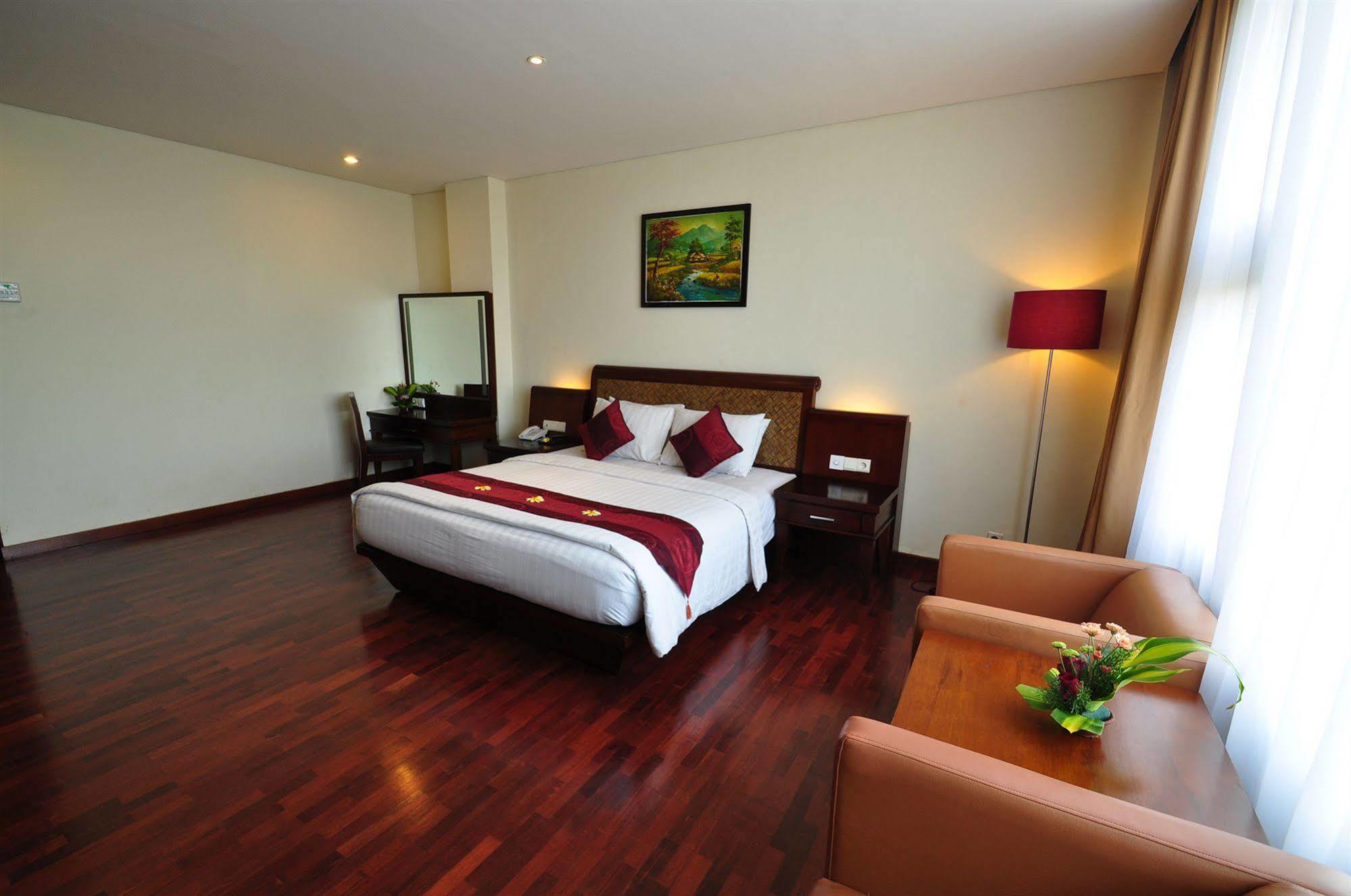 Capital O 2114 Grand Jimbaran Boutique Hotel Dış mekan fotoğraf