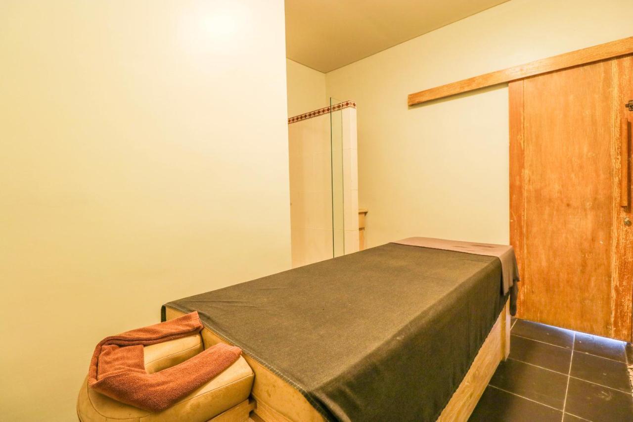 Capital O 2114 Grand Jimbaran Boutique Hotel Dış mekan fotoğraf